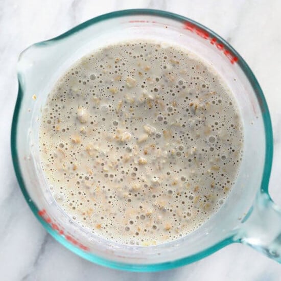 oats in jar mixed.