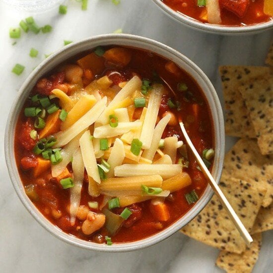 chili in bowl